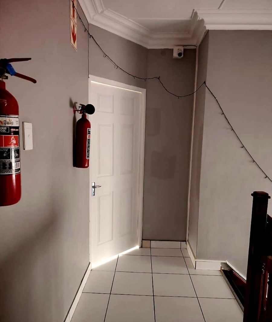 7 Bedroom Property for Sale in Quigney Eastern Cape